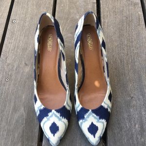 Blue Diamond Kitten Heels